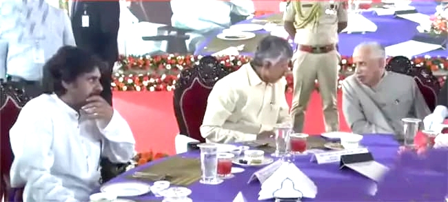 The Desk… Vijayawada : గవర్నర్ తేనీటి విందు… హాజరైన సీఎం – డిప్యూటీ సీఎం