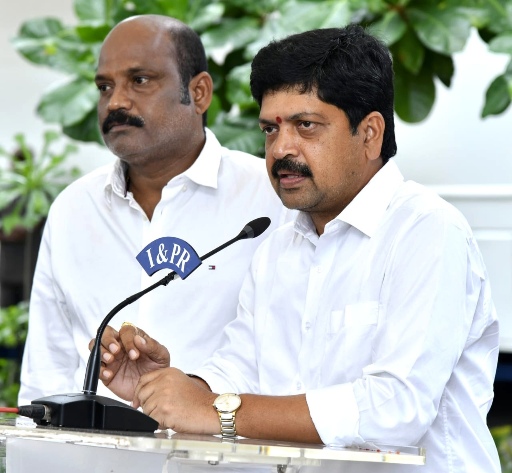 The Desk … Vijayawada : ఆంధ్రప్రదేశ్ ప్రజలకు నేడే నిజమైన దీపావళి : మంత్రి కొల్లు
