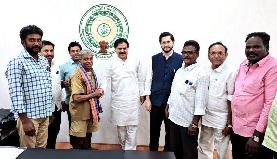 The Desk… Amaravati : సమస్యల పరిష్కారానికి కృషి చేస్తా… నాదెండ్ల