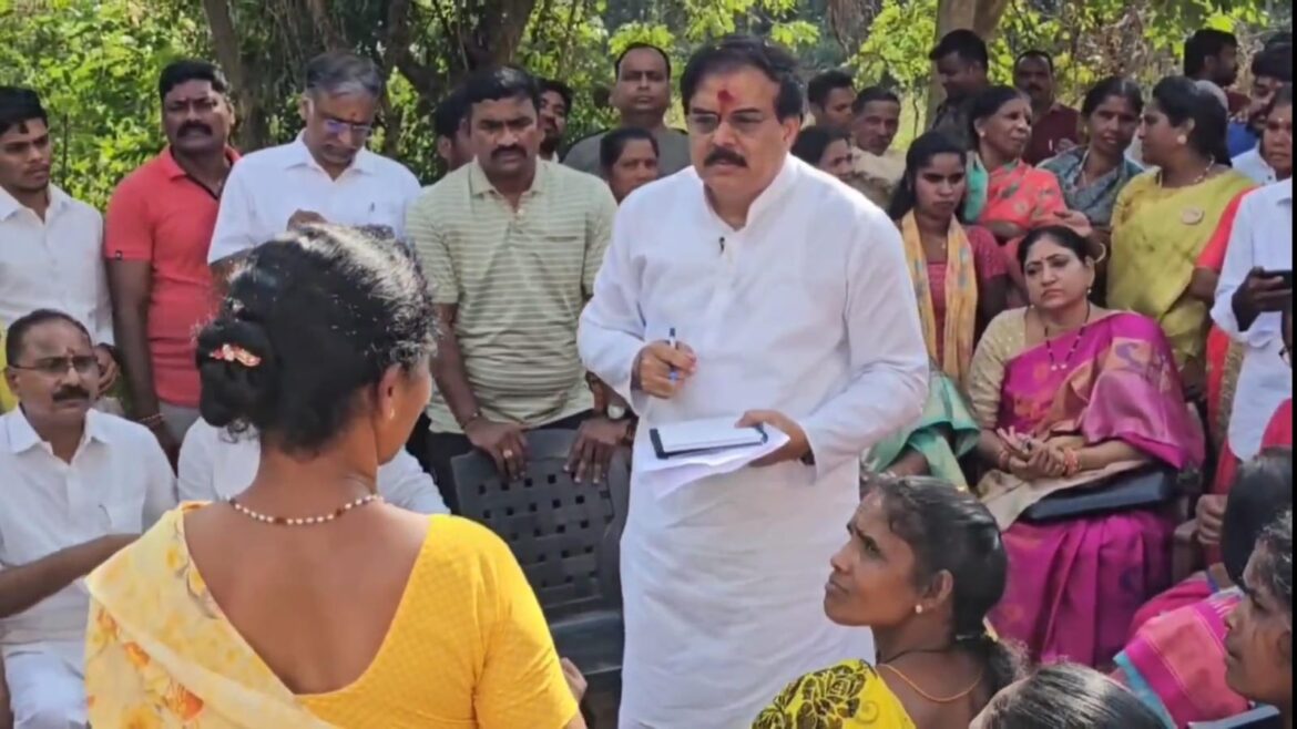 The Desk…Paderu : మినుములూరులో మంత్రి నాదెండ్ల మనోహర్ పర్యటన