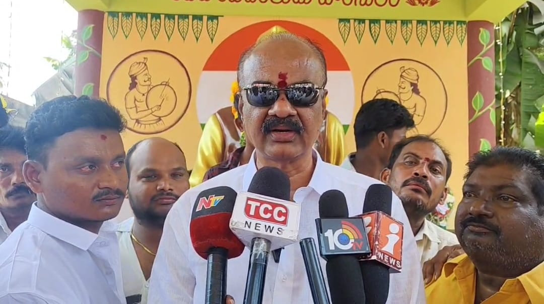 The Desk…Tadepalligudem : బాబు జగజ్జీవన్ రామ్ 117 జయంతి ఉత్సవాల్లో పాల్గొన్న బొలిశెట్టి