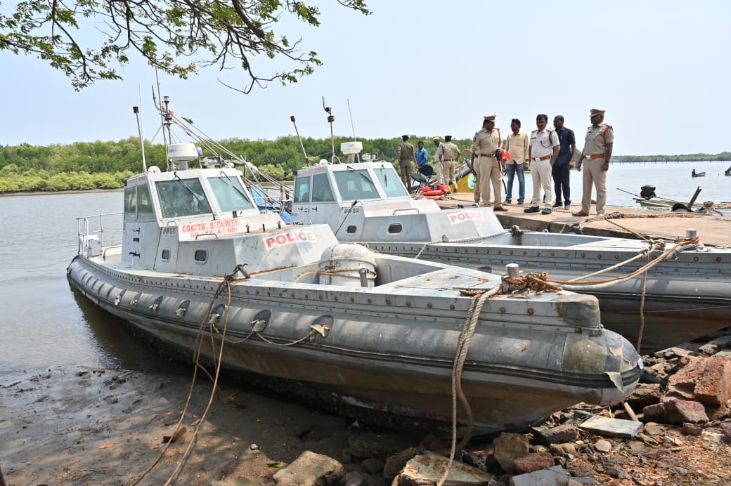 The Desk…Machilipatnam : తీర ప్రాంత భద్రత మరింత పటిష్ట పరచండి – జిల్లా ఎస్పీ ఆర్. గంగాధరరావు