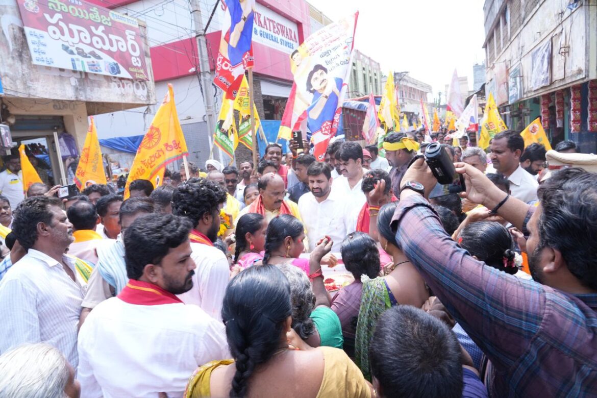 The Desk…Bhimadole : రాష్ట్రాన్ని అభివృద్ధిలో ఆదర్శంగా నిలపడమే కూటమి ప్రభుత్వ సంకల్పం : ఎంపీ పుట్టా మహేష్