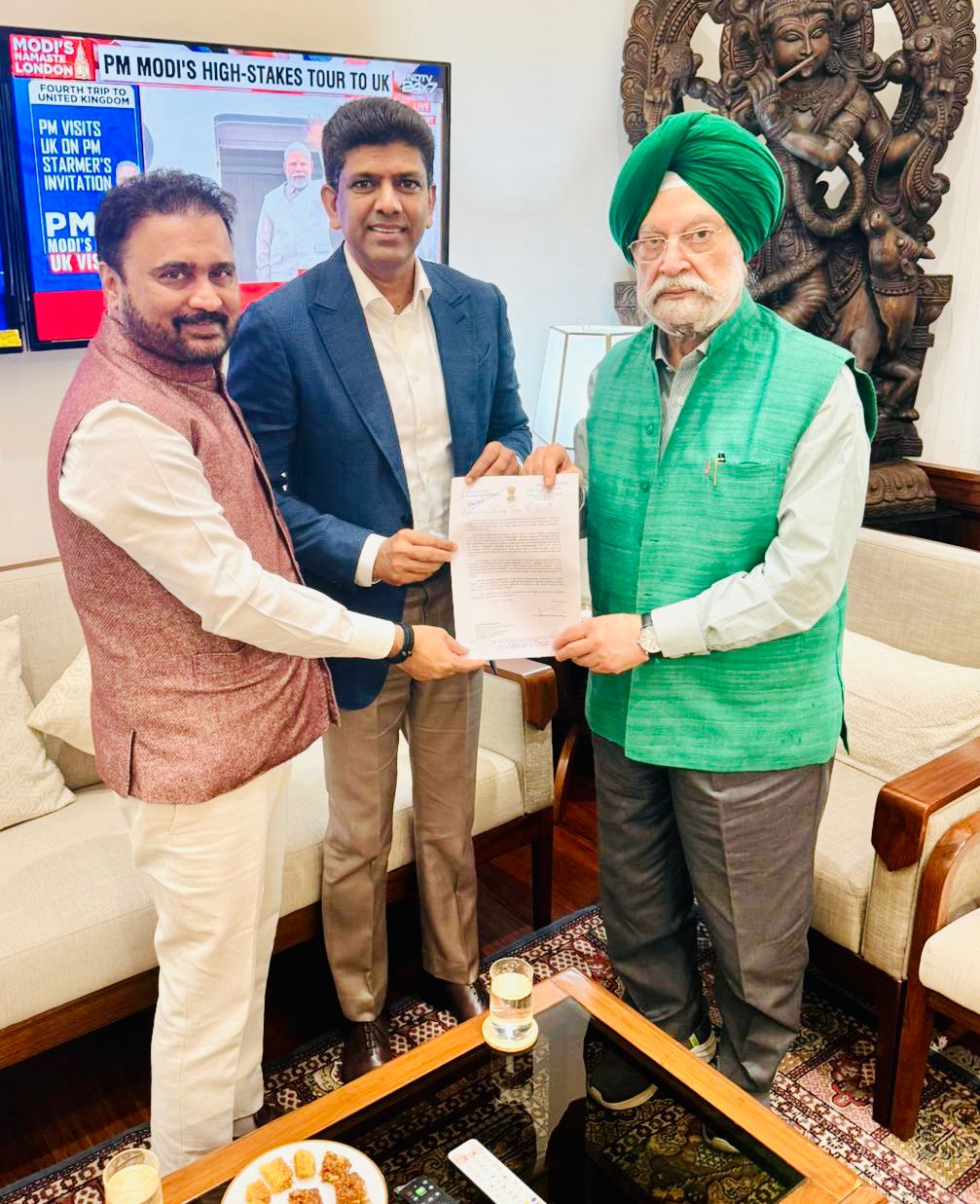 The Desk…New Delhi : క్యాన్సర్ నిరోధానికి కీలక ముందడుగు – కాకినాడ, గుంటూరు, కడపలో ఆధునిక రేడియేషన్ పరికరాలు