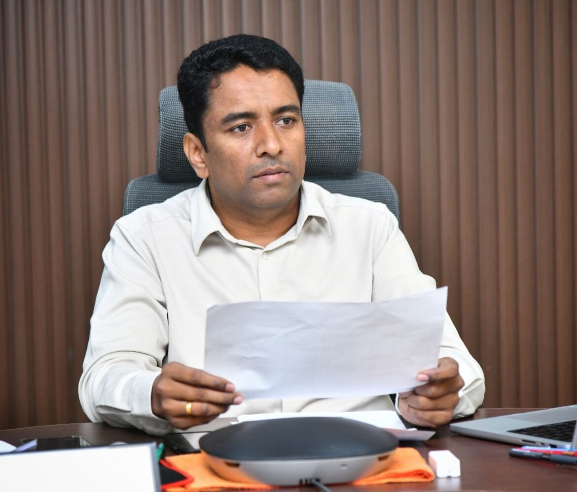 The Desk…Vijayawada : ఫొటోగ్ర‌ఫీ ఎంట్రీల‌కు గ‌డువు పొడిగింపు… ఆగ‌స్టు 2వ తేదీలోగా ఎంట్రీలు పంపాలి… స్టూడియో ఫొటోగ్రాఫ‌ర్ల‌కూ అవ‌కాశం క‌ల్పిస్తున్నాం : జిల్లా క‌లెక్ట‌ర్ డా. జి.ల‌క్ష్మీశ‌