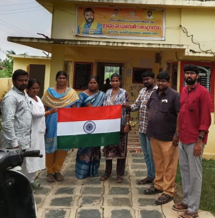 The Desk…Denduluru : దెందులూరులో “హర్ ఘర్ తిరంగా” కార్యక్రమం