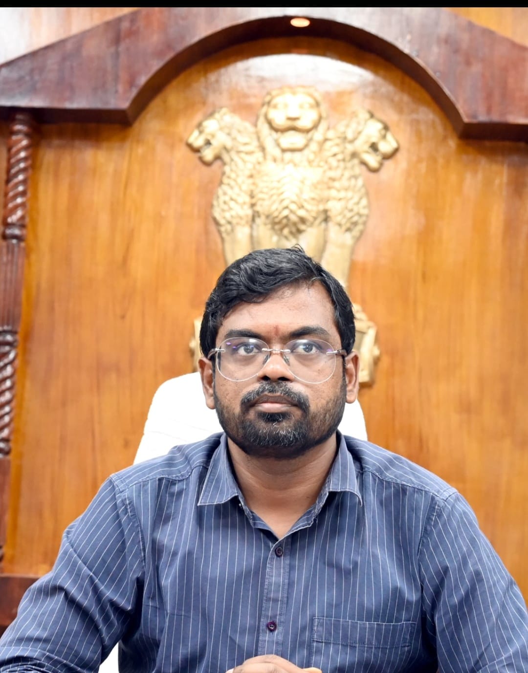 The Desk…Machilipatnam : ఉద్యోగుల సమస్యలను సత్వరమే పరిష్కరించండి –– జిల్లా కలెక్టర్ డీకే బాలాజీ