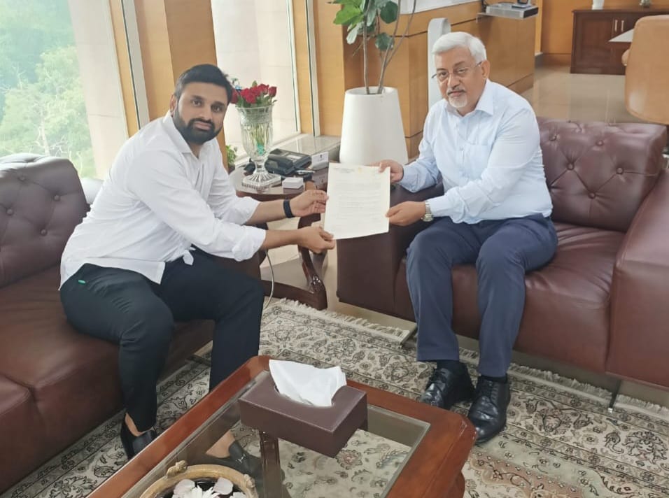 The Desk…Eluru : జీఎస్టీ తగ్గింపుతో రైతాంగానికి ప్రయోజనం – ఎంపీ పుట్టా మహేష్ కుమార్