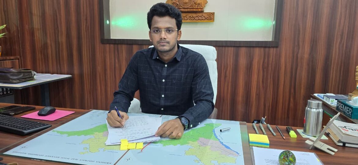 The Desk…Machilipatnam : జిల్లా ప్రజలకు మెరుగైన సేవలు అందించే దిశగా కృషి చేస్తా : జేసీ నవీన్