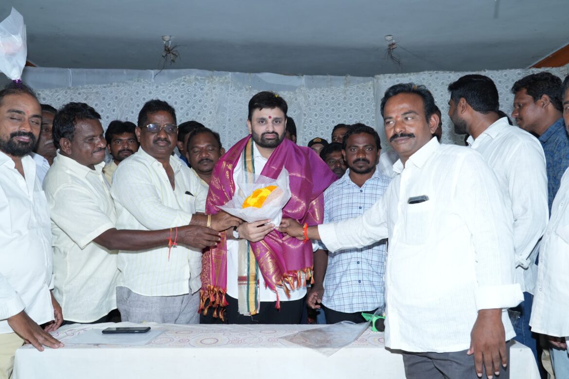 The Desk…Dwarakathirumala : ఎంపీ ని సన్మానించిన యాదవ సంఘం నాయకులు