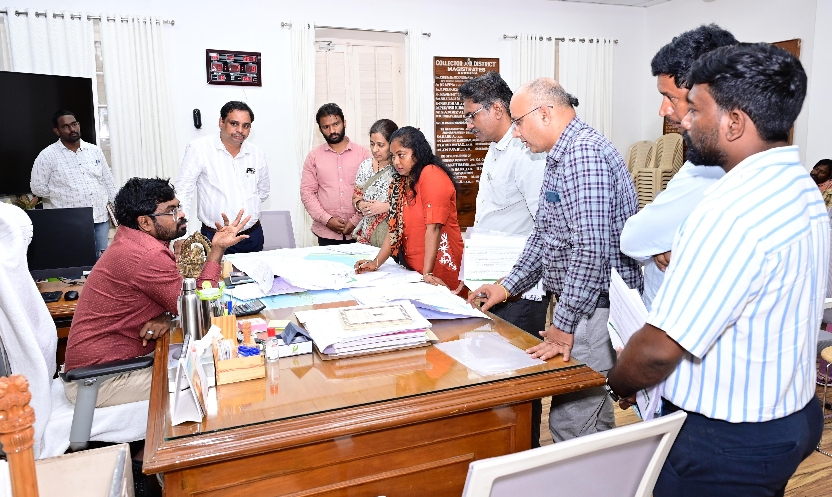 The Desk…Machilipatnam : పోర్టులో పచ్చదనాన్ని పెంపొందించడానికి చర్యలు –– జిల్లా కలెక్టర్ డీకే బాలాజీ