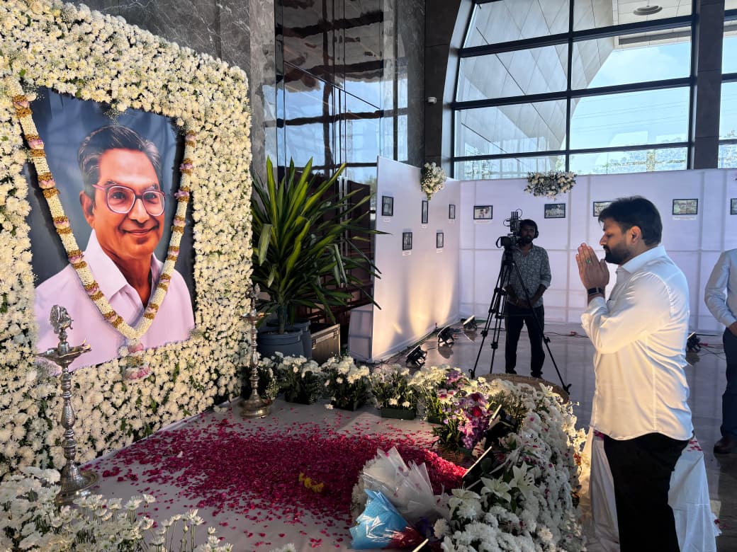 The Desk…Eluru :  మండవ వెంకటరామయ్యకు ఏలూరు ఎంపీ పుట్టా మహేష్ ఘన నివాళులు