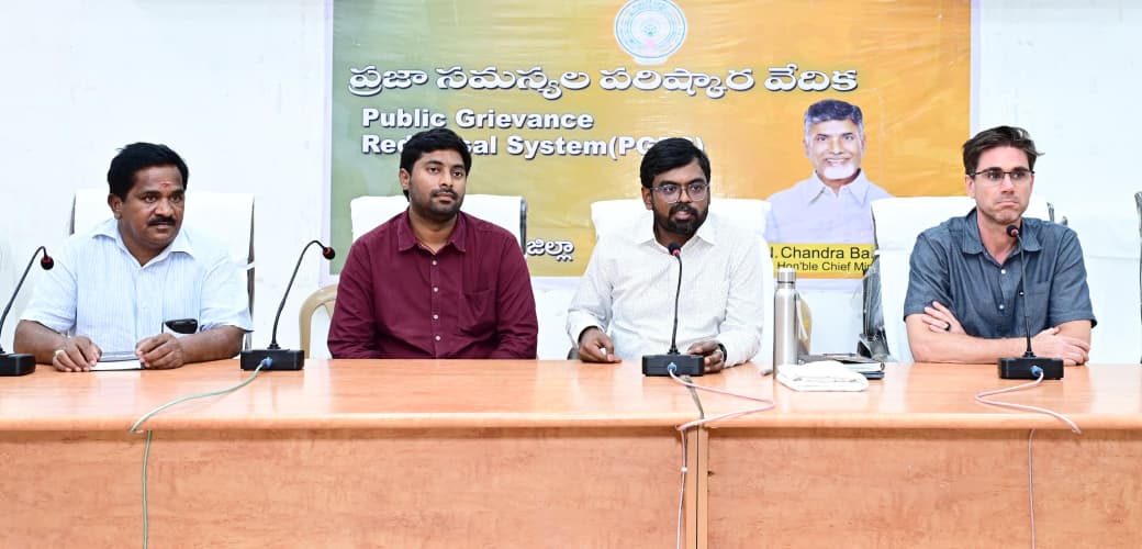 The Desk…Machilipatnam : ఆధునిక పద్ధతిలో రొయ్యల సాగుతో అధిక లాభాలు : జిల్లా కలెక్టర్ డీకే బాలాజీ