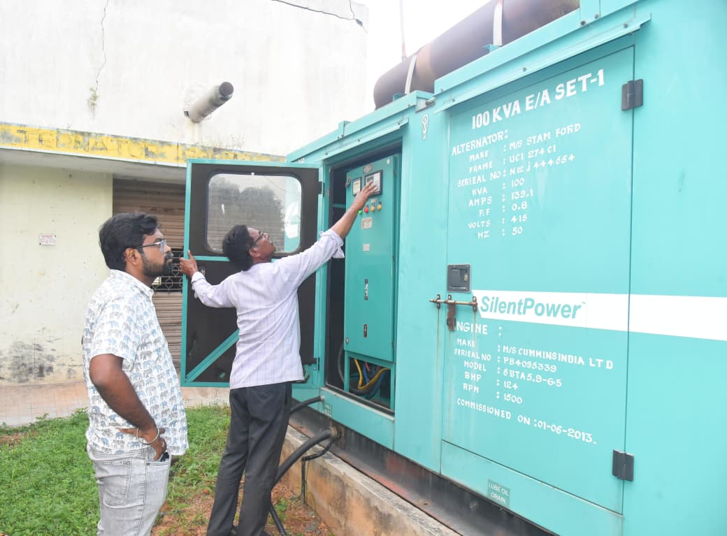 The Desk…Challapalli : చల్లపల్లి మండలంలో బిఎస్ఎన్ఎల్, జియో టవర్లను పరిశీలించిన జిల్లా కలెక్టర్