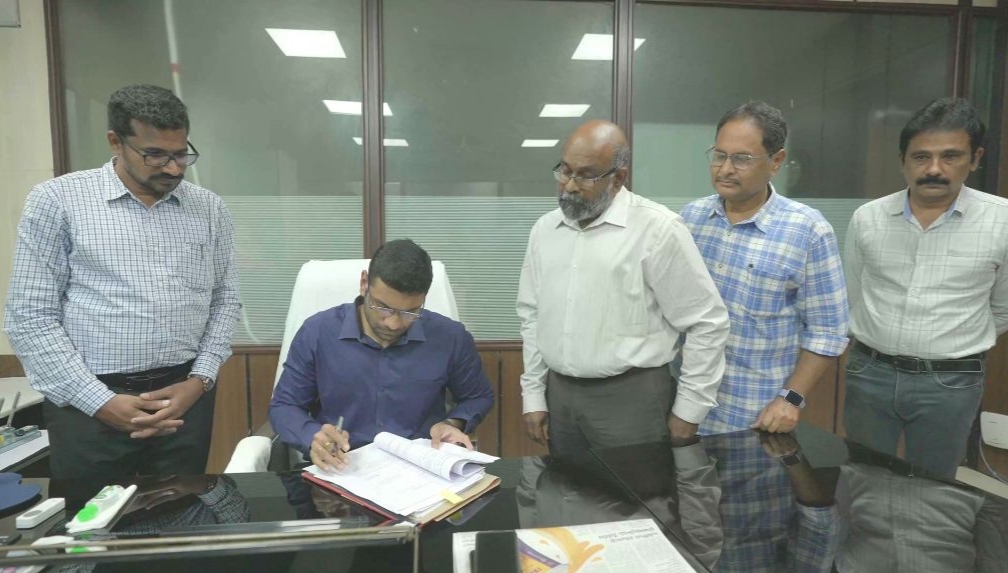 The Desk…Vijayawada : సమాచార పౌర సంబంధాల శాఖ సంచాలకులుగా గా కె.ఎస్. విశ్వనాథన్ బాధ్యతల స్వీకరణ