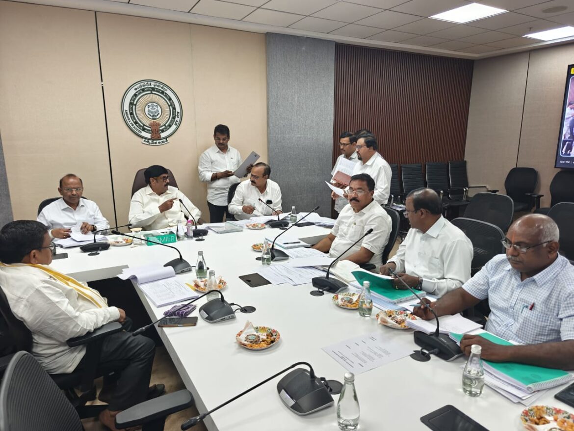 The Desk…Amaravati : దేవాదాయ శాఖ మంత్రి ఆనం రామనారాయణ రెడ్డి అధ్యక్షతన CGF, DDNS నిధుల పై సమీక్షా సమావేశం