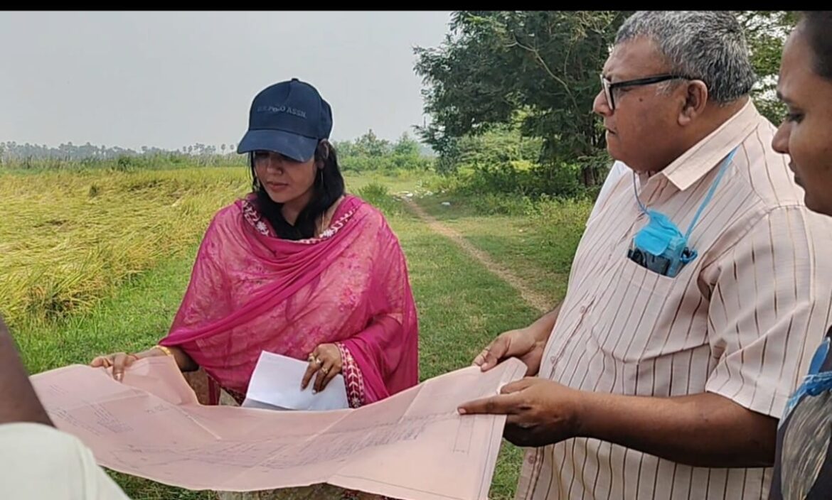 The Desk…Vuyyuru : అక్రమ లేఔట్ లు, కామన్ సైట్ల అన్యాక్రాంతంపై డిపిఓ ఫైర్