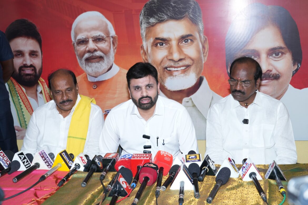 The Desk…Eluru : పరిశ్రమలు, యువతకు ఉద్యోగాలే లక్ష్యం ➖ ఎంపీ పుట్టా మహేష్‎