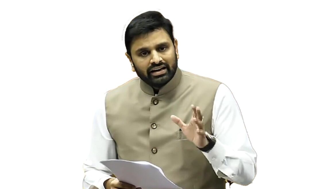 The Desk…Eluru : ‎శబరిమల యాత్రికులకు ప్రత్యేక రైళ్లు : ఎంపీ పుట్టా మహేష్‎