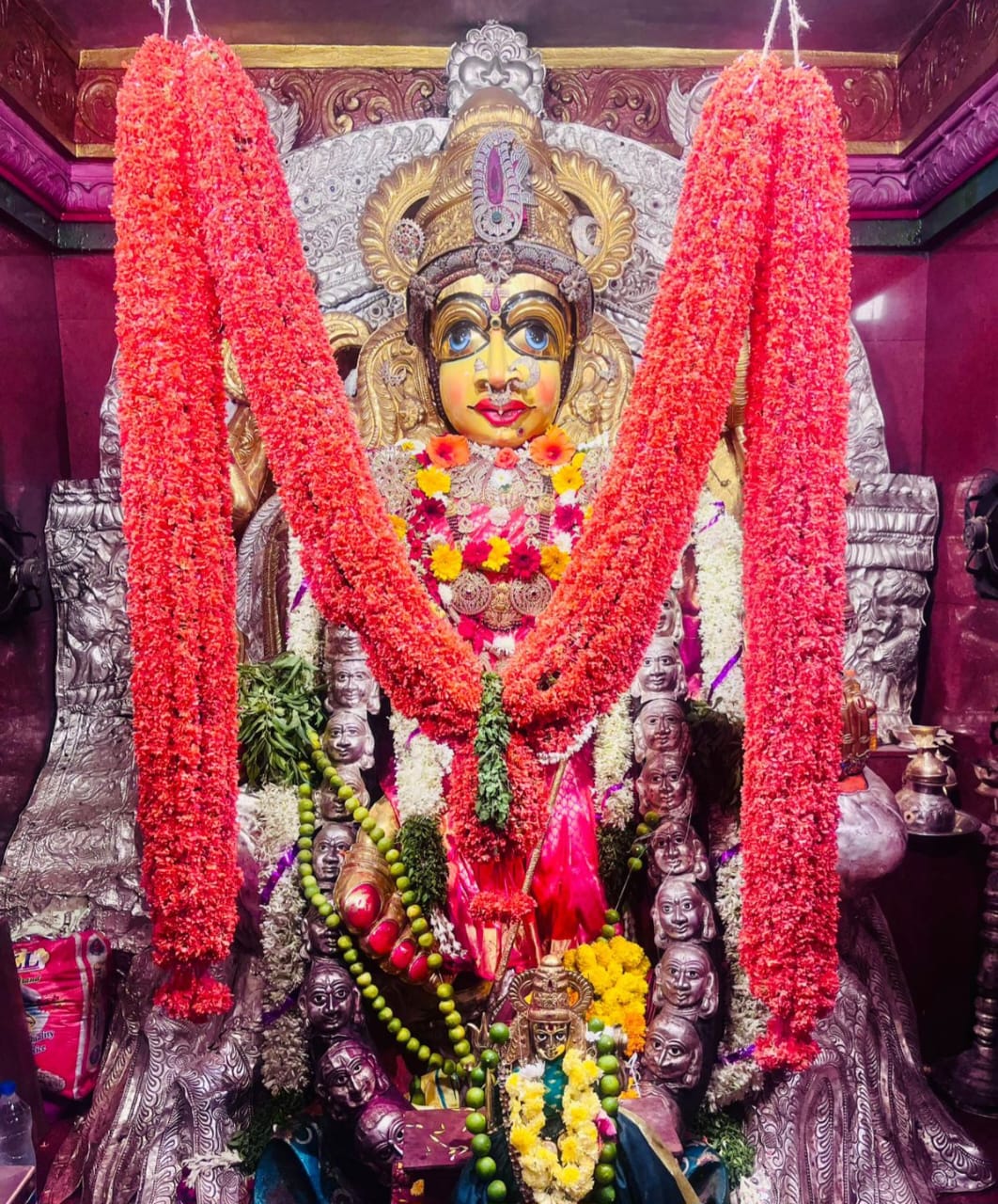 The Desk…Bhimavaram : కనకాంబర పుష్ప గజమాలాంకరణతో భక్తులకు దర్శనమిచ్చిన భీమవరం శ్రీ మావుళ్ళమ్మ