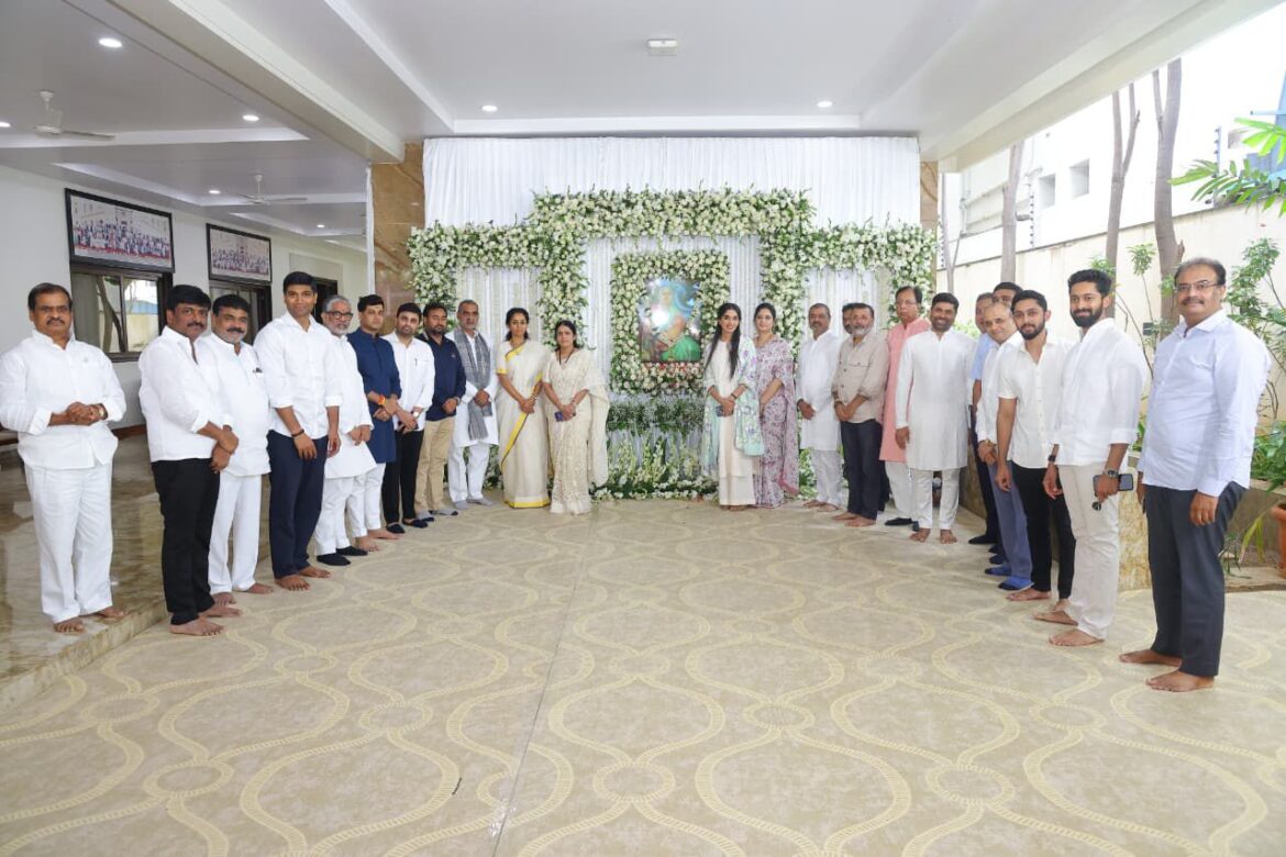 The Desk…Eluru : ‎సీఎం రమేష్ కు ఎంపీ పుట్టా మహేష్ కుమార్ పరామర్శ