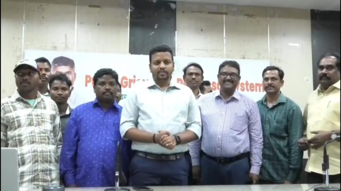 The desk…Eluru : మోదెల గ్రామానికి సౌర విద్యుత్ వెలుగులు