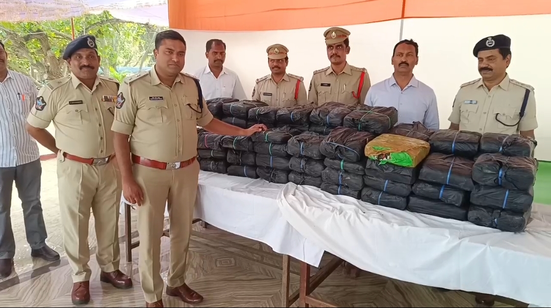 The Desk … Machilipatnam : జిల్లాలో మాదకద్రవ్యాలు, మత్తు పదార్థాలు కట్టడికి పటిష్ట చర్యలు : ఎస్పీ విద్యాసాగర్