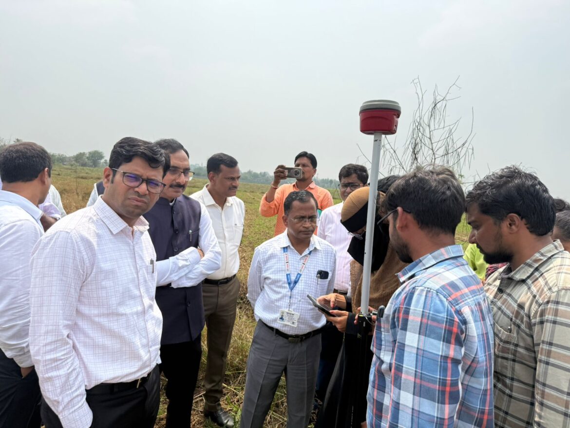 The Desk … Gannavaram : మ్యూటేషన్లు, స్వర్ణ గ్రామ/వార్డు సేవలపై అవగాహన