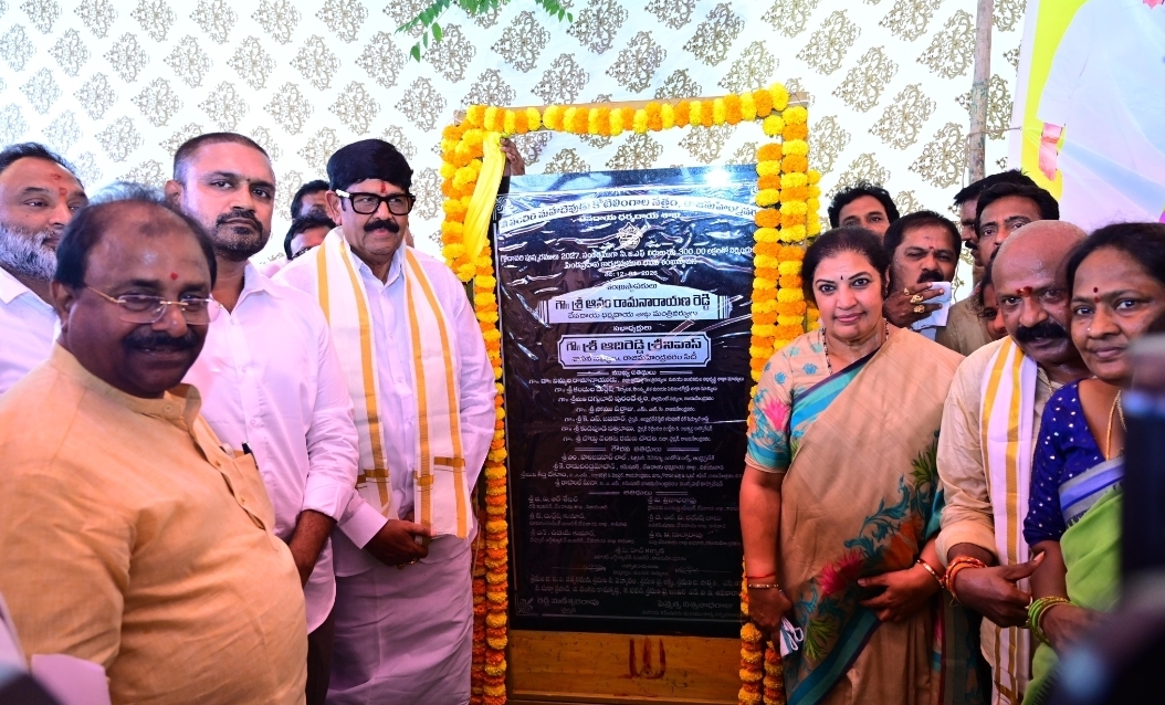 The Desk … Rajamahendravaram :  గోదావరి పుష్కరాల ఏర్పాట్లకు శ్రీకారం…ఫేజ్ వన్ కింద రూ.9.55 కోట్ల అభివృద్ధి పనులకు శంకుస్థాపన➖మంత్రి ఆనం