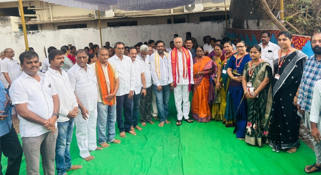 The Desk … Bhimavaram : దూరప్రాంతాల నుండి వచ్చే భక్తులకు సౌకర్యాలు కల్పించండి➖ఎమ్మెల్యే అంజిబాబు