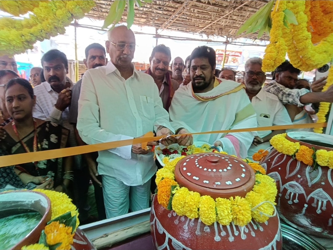 The Desk … Bhimavaram : మజ్జిగ, చలివేంద్రం ప్రారంభించిన ఎమ్మెల్యే