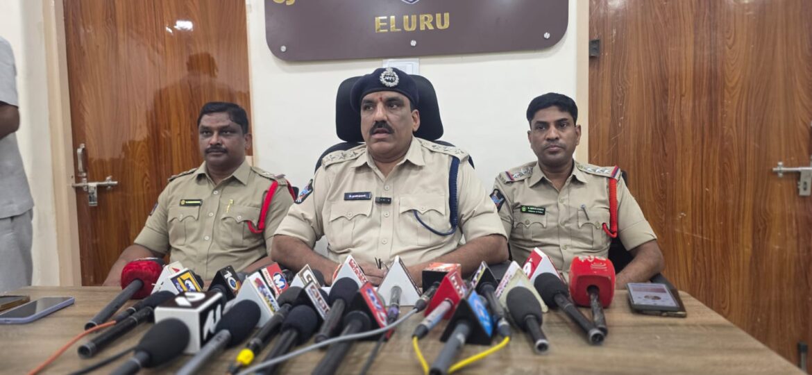The Desk … Eluru : ఏలూరులో గంజాయి విక్రయ ముఠా అరెస్ట్…ఐదుగురు పట్టివేత.. 650 గ్రాముల గంజాయి స్వాధీనం