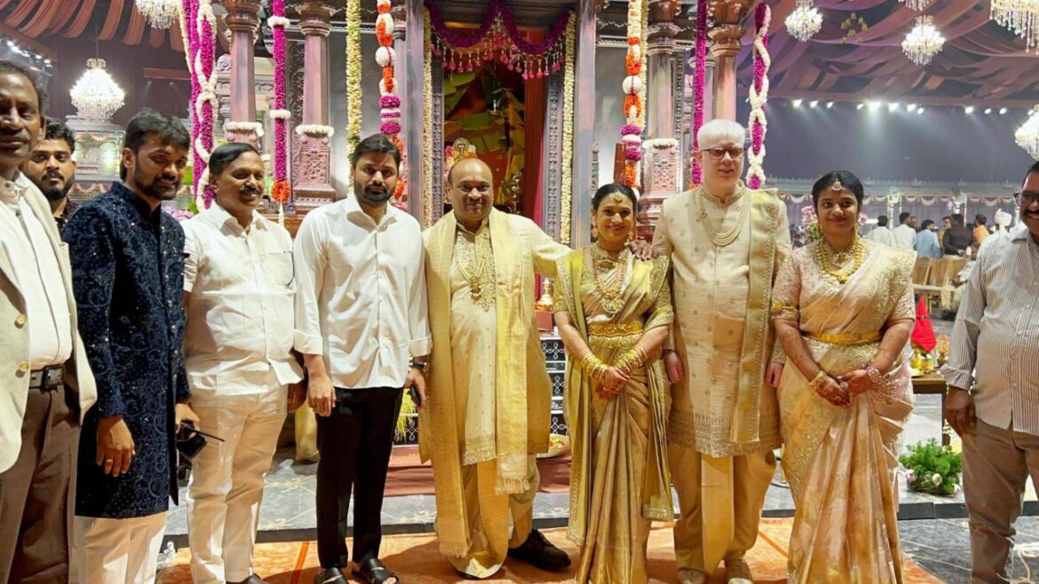 The Desk … Eluru : నూతన వధూవరులను ఆశీర్వదించిన ఎంపీ పుట్టా మహేష్‎