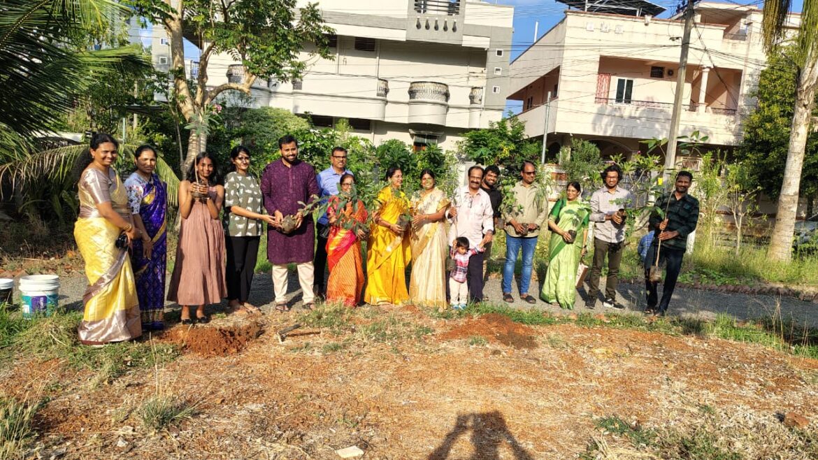 The Desk …Eluru/VJA : ఏలూరులో “సీ.బీ.సీ” ఆధ్వర్యంలో అమ్మ పేరిట మొక్క కార్యక్రమం