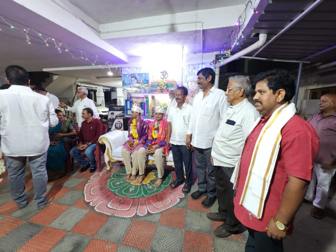 The Desk … Bhimavaram : పదో తరగతి పరీక్షా ఫలితాల్లో ఉత్తమ ప్రతిభ కనబరిచిన విద్యార్థులకు సన్మానం