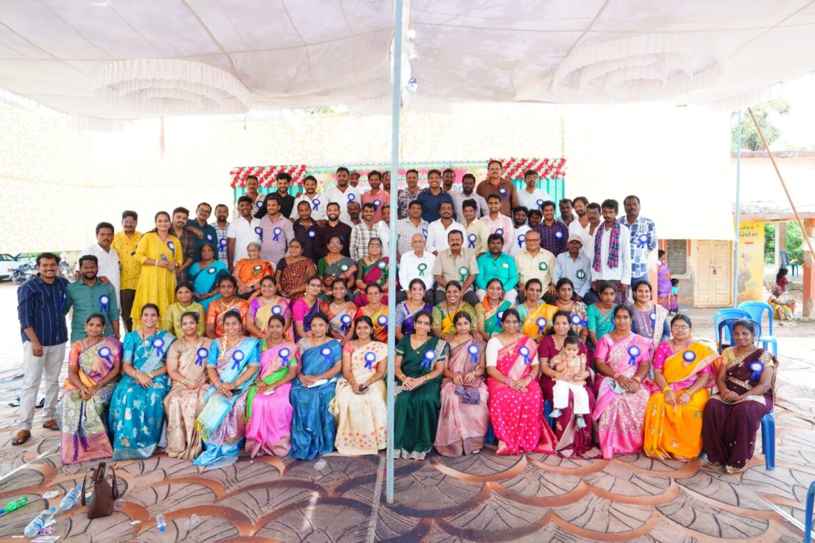 The Desk …Gundugolanu : పూర్వ విద్యార్థుల ఆత్మీయ సమ్మేళనం
