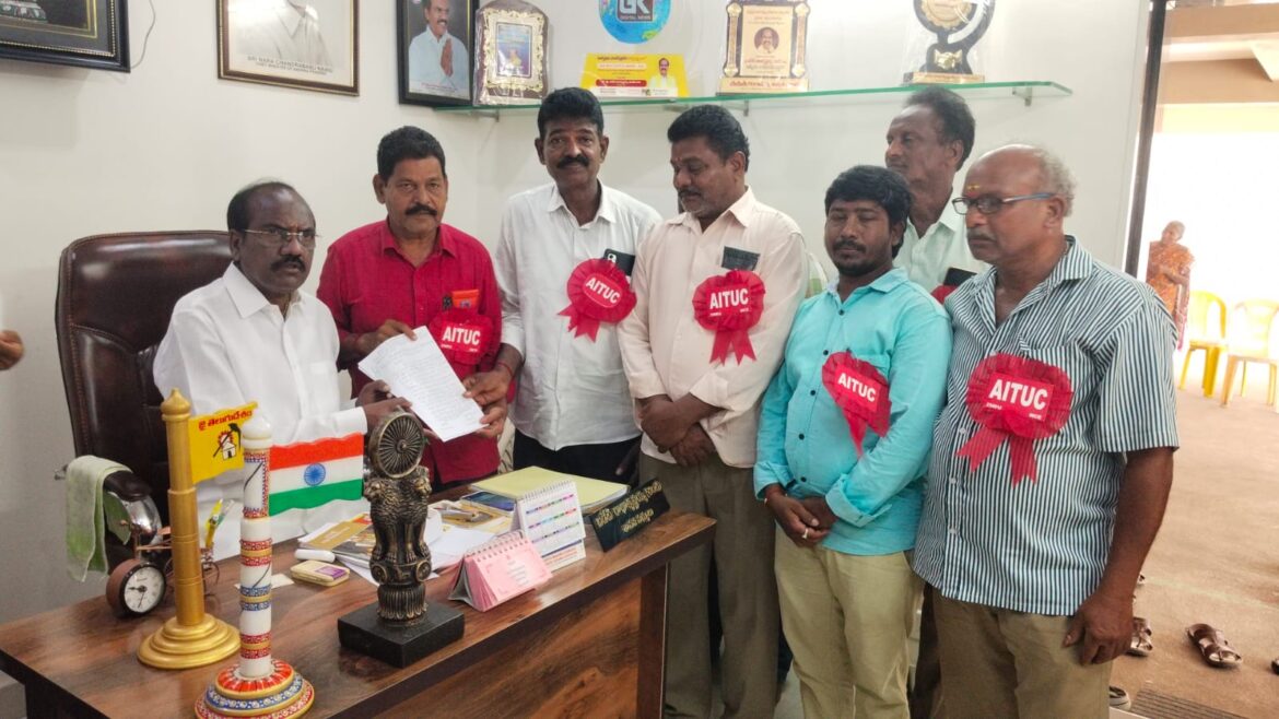 The Desk… Eluru: ప్రజా సమస్యల పరిష్కారమే లక్ష్యం