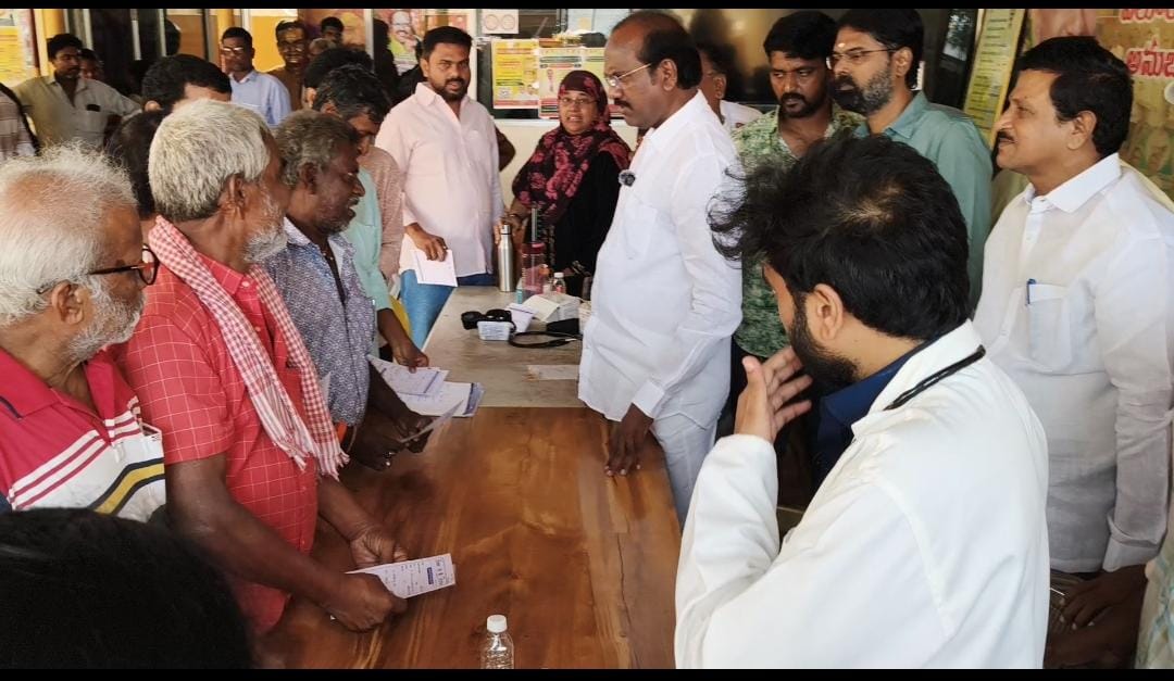 The Desk … Eluru : ప్రజాసేవే లక్ష్యంగా ఉచిత శిబిరం