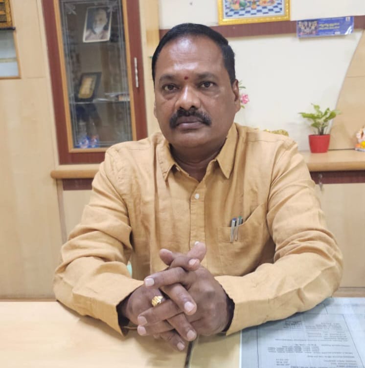 The Desk…ప్రజలతో కమీషనర్ ‘ముఖాముఖీ’ కార్యక్రమం