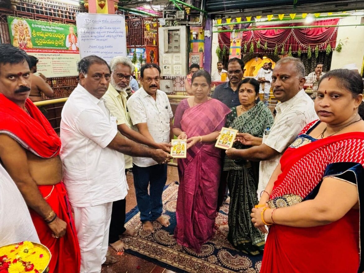 The Desk…Bhimavaram : మావుళ్లమ్మ సన్నిధిలో జేసీ కల్పశ్రీ