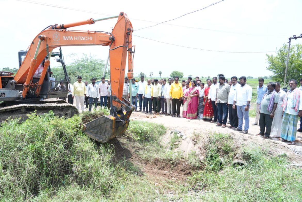 The Desk … Nandigama : రైతు సంక్షేమమే కూటమి ప్రభుత్వ లక్ష్యం : ఎమ్మెల్యే తంగిరాల