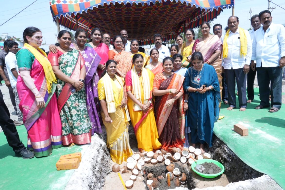 The Desk … Vijayawada : ఆటోనగర్లో జిల్లా నూతన పార్టీ కార్యాలయ నిర్మాణ శంకుస్థాపన