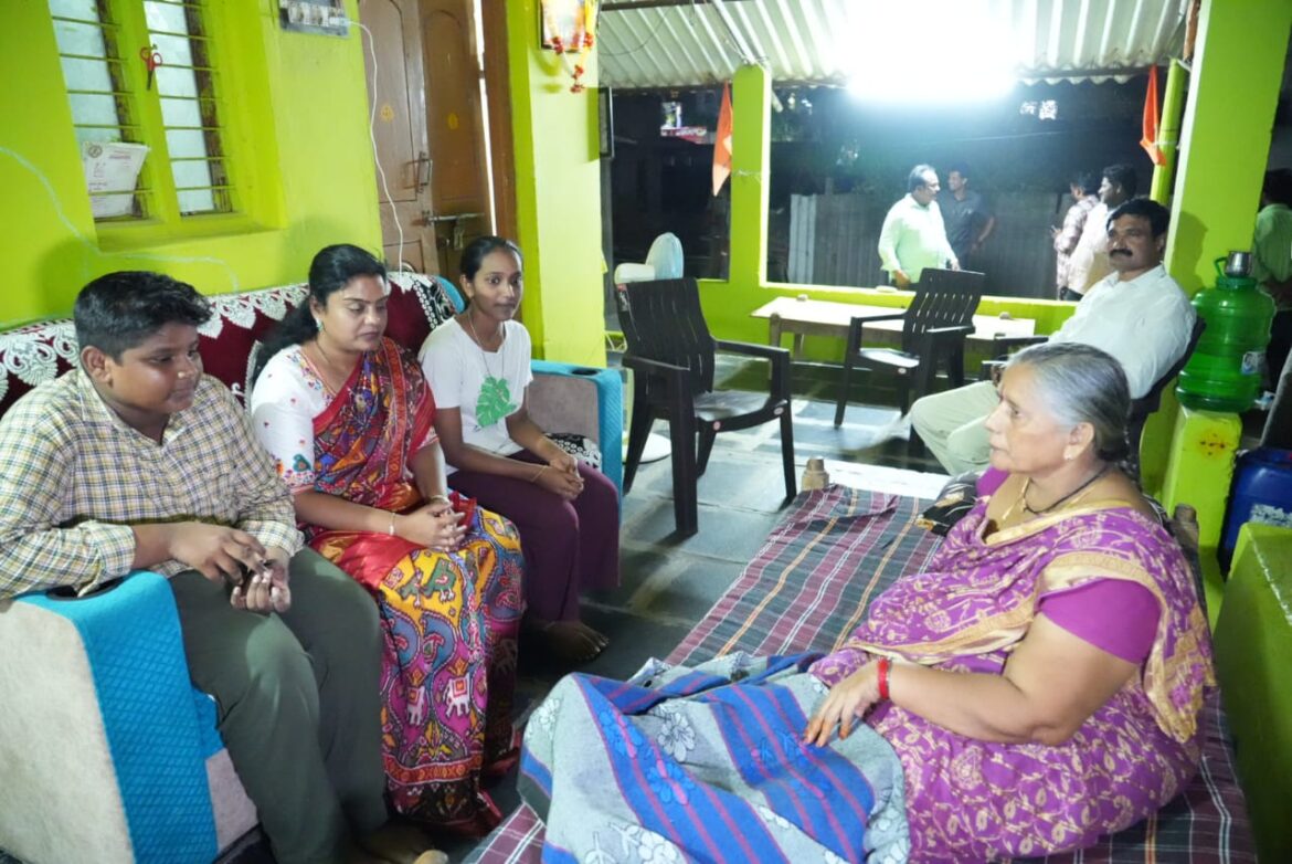 The Desk … Nandigama : అధైర్య పడవద్దు – అండగా ఉంటాం➖ ఎమ్మెల్యే సౌమ్య