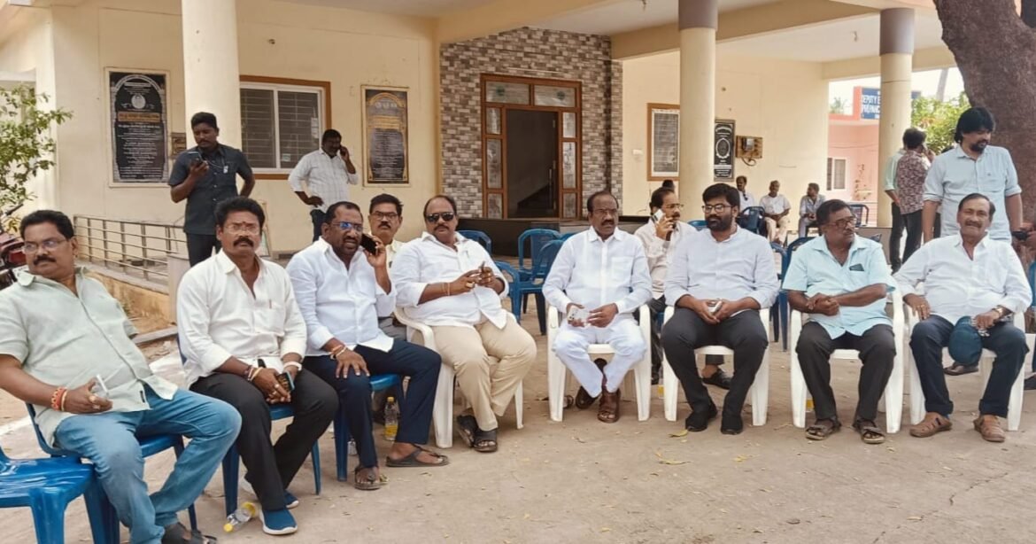 The Desk…Payakaraopet : సీఎం పర్యటనకు సర్వం సిద్ధం