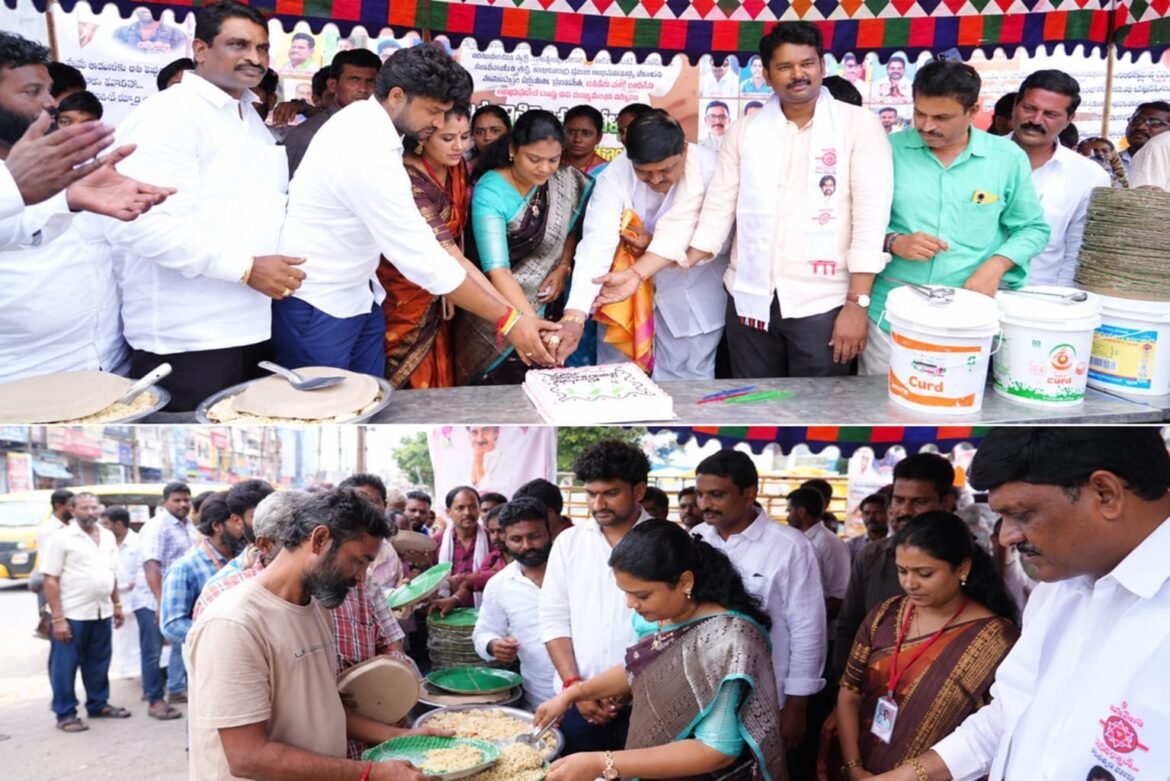 The Desk… Nandigama : పవన్ జన్మదిన వేడుకలు ఘనంగా.. కేక్ కట్ చేసి.. అన్నదానంతో వేడుకలు
