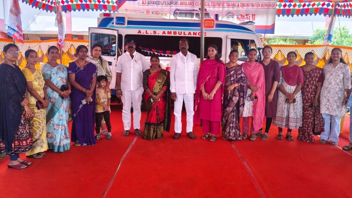 The Desk … Eluru : ప్రాణ రక్షణే లక్ష్యంగా “ఫ్లాష్‌ సేవలు”.. 5 వేల మంది దాతల భాగస్వామ్యంతో అత్యాధునిక అంబులెన్స్‌ ➖ఎమ్మెల్యే చంటి ప్రశంస