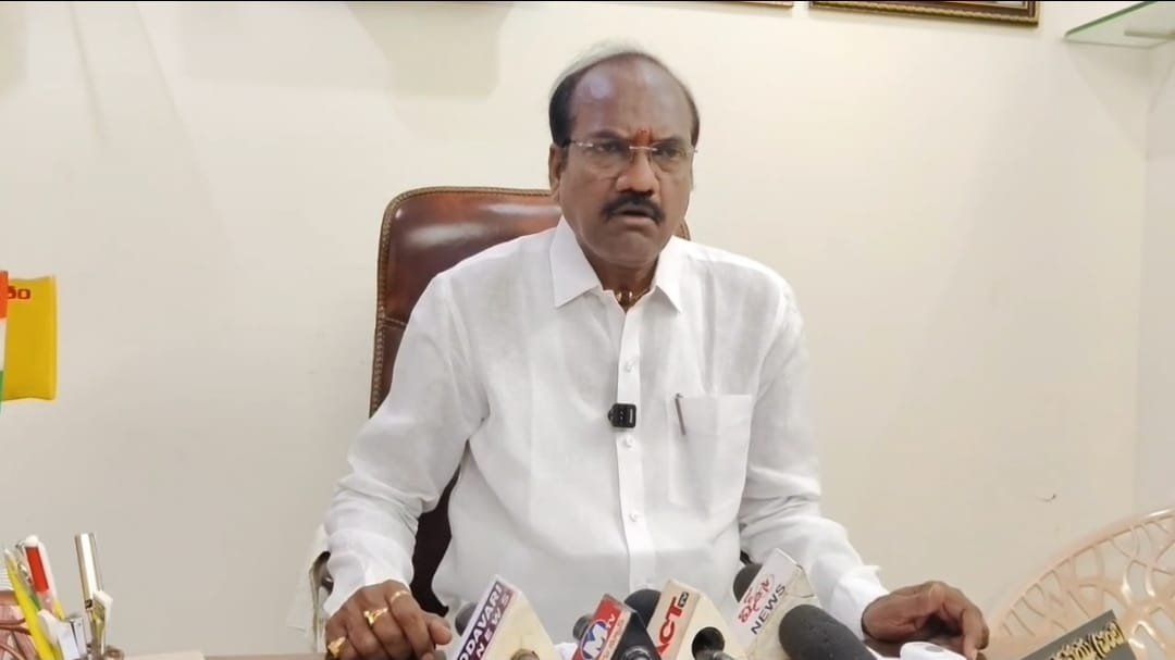 The Desk … Eluru : అర్హులందరికీ పింఛన్లు అందాలన్నదే ప్రభుత్వ లక్ష్యం ➖ఎమ్మెల్యే చంటి