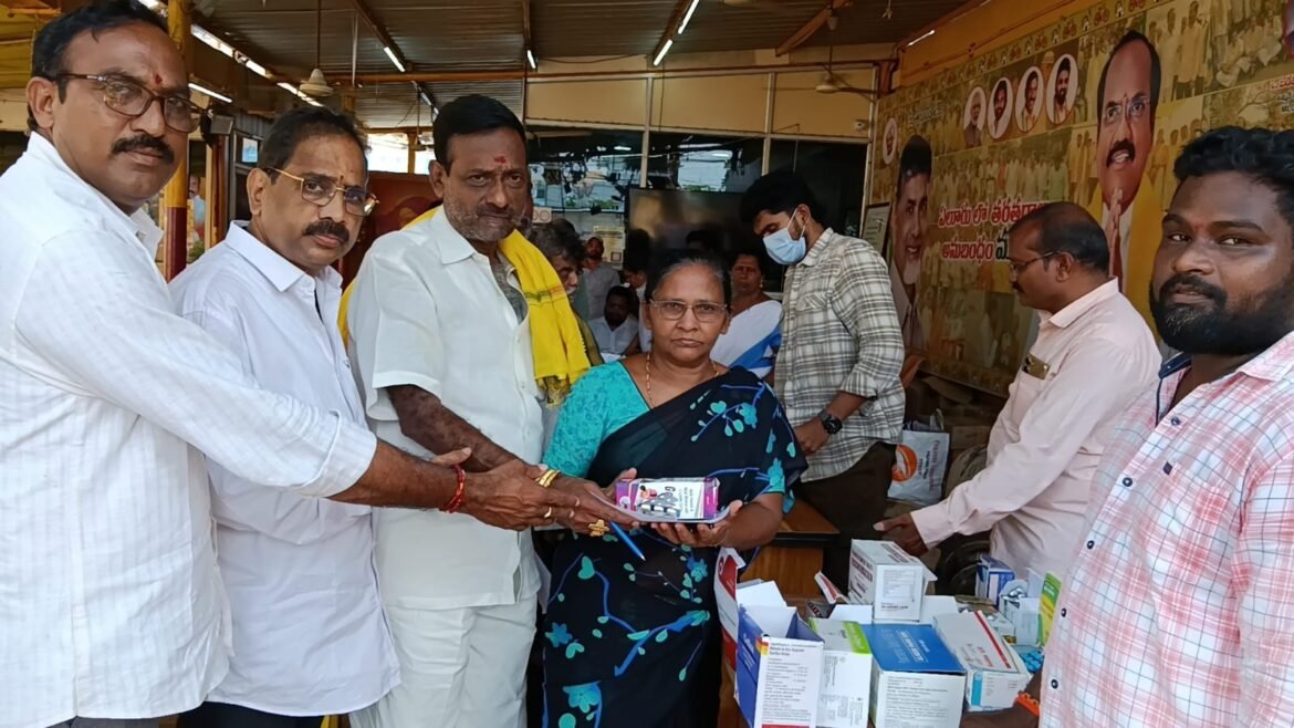 The Desk … Eluru : ప్రతి గురువారం ఉచిత వైద్య సేవలు