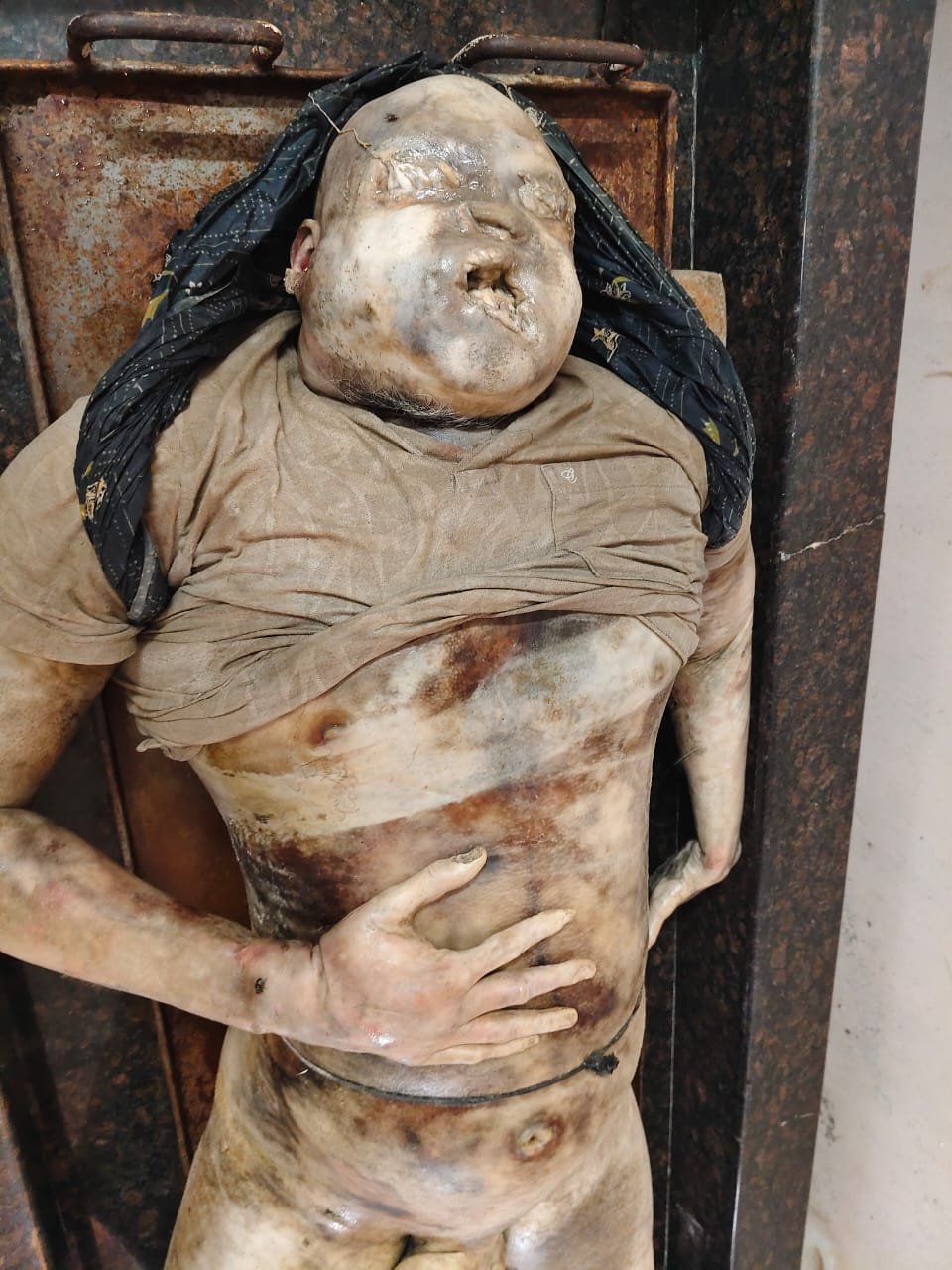 The Desk …Sarpavaram : ఫిషింగ్‌ హార్బర్‌లో గుర్తుతెలియని మృతదేహం